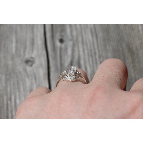 alternative raw diamond engagement ring raw crystal size 4 5 6 7 8 8 9 1… - Picture 5 of 6